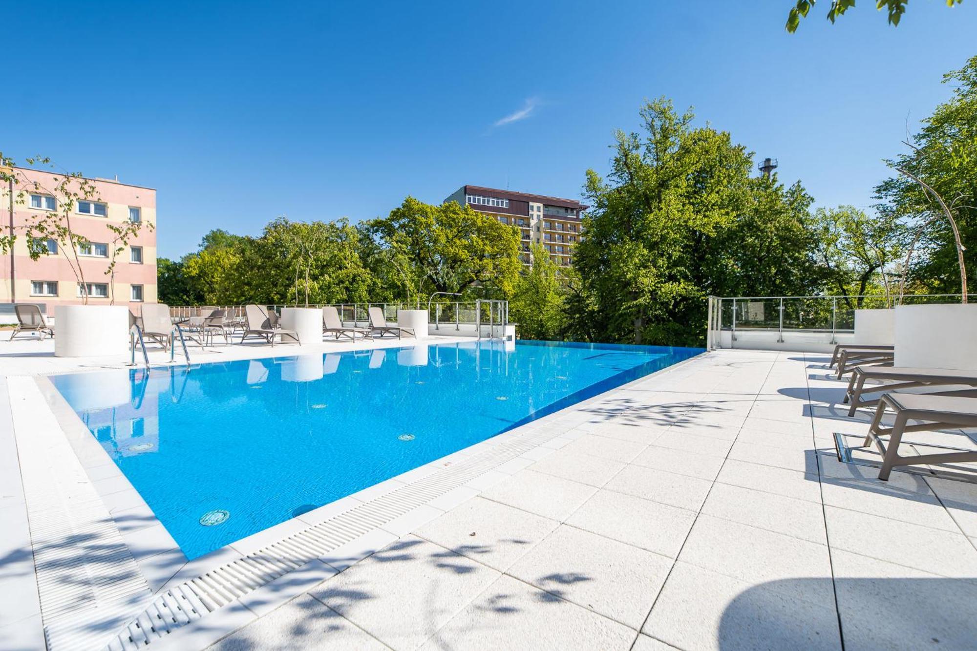 Faro Apartamenty Nadmorskie Tarasy Spa Przy Latarni I Molo Baseny, Sauny, Fitness I Parking W Cenie Kolobrzeg Luaran gambar