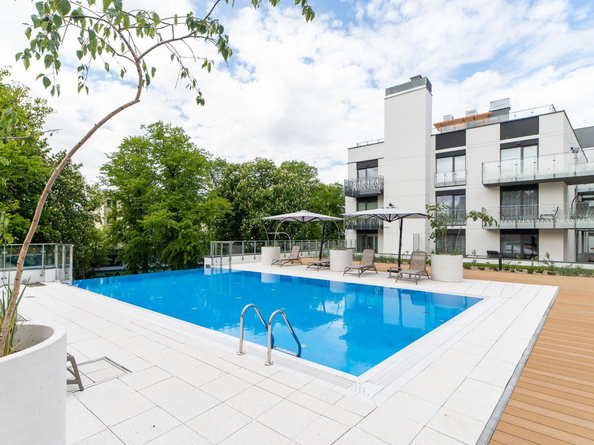 Faro Apartamenty Nadmorskie Tarasy Spa Przy Latarni I Molo Baseny, Sauny, Fitness I Parking W Cenie Kolobrzeg Luaran gambar
