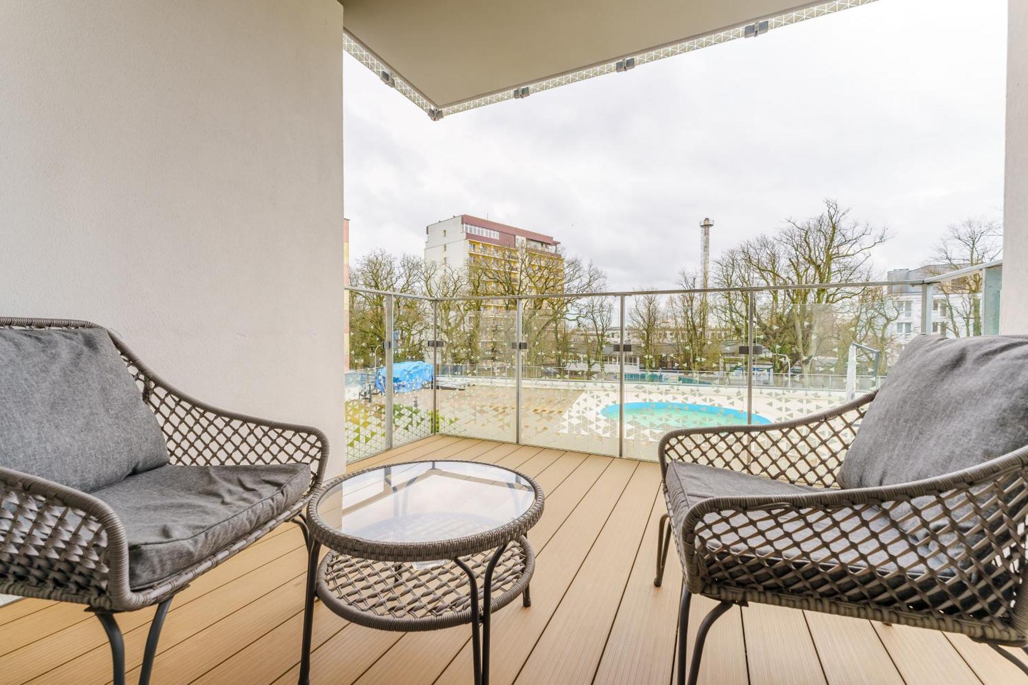Faro Apartamenty Nadmorskie Tarasy Spa Przy Latarni I Molo Baseny, Sauny, Fitness I Parking W Cenie Kolobrzeg Bilik gambar