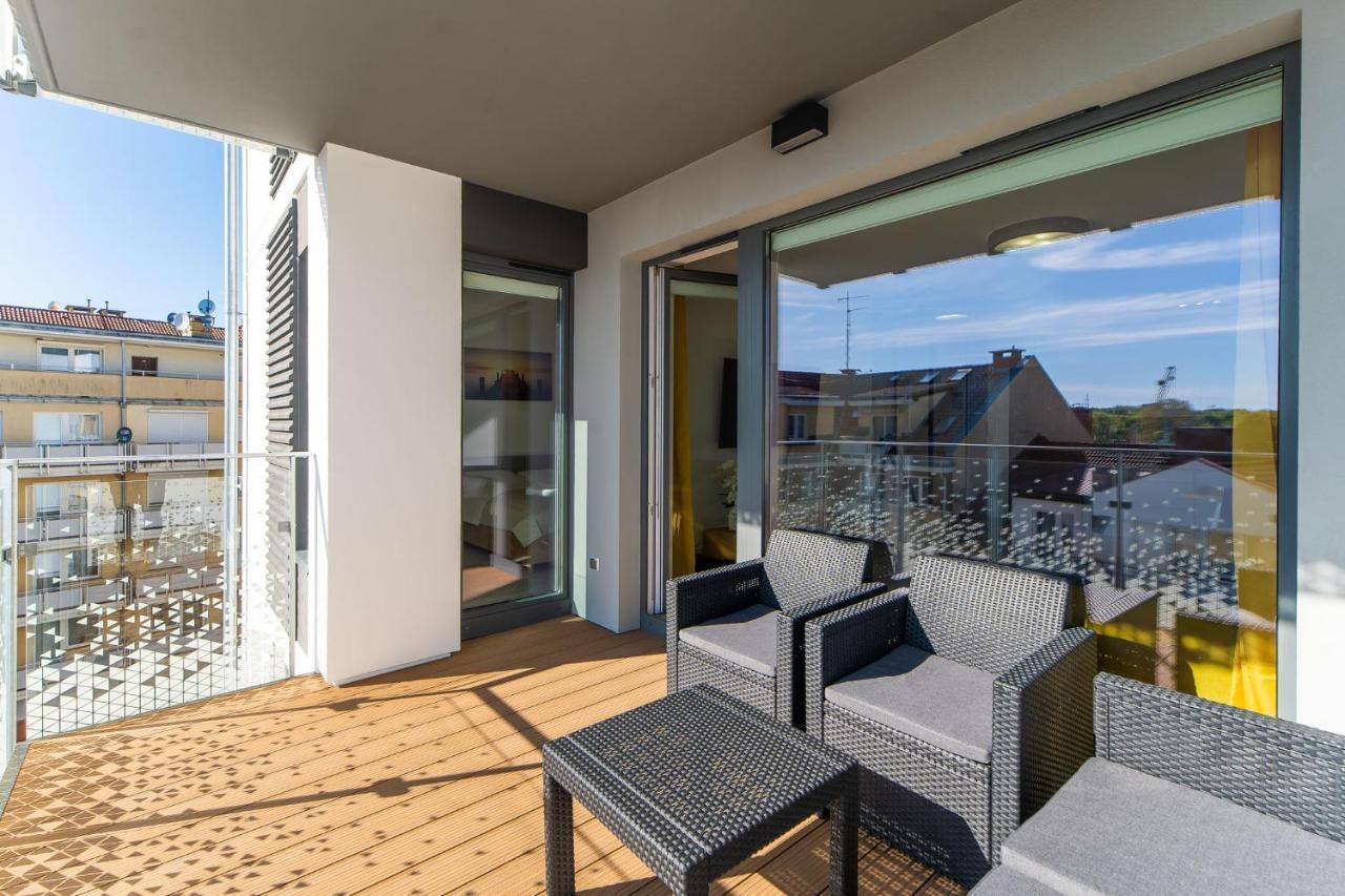 Faro Apartamenty Nadmorskie Tarasy Spa Przy Latarni I Molo Baseny, Sauny, Fitness I Parking W Cenie Kolobrzeg Luaran gambar